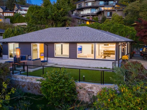 3812 Dalkeith Drive, North Vancouver, BC 