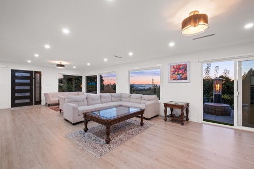 3812 Dalkeith Drive, North Vancouver, BC 