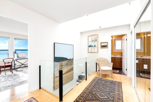 2328 Bellevue Avenue, West Vancouver, BC 