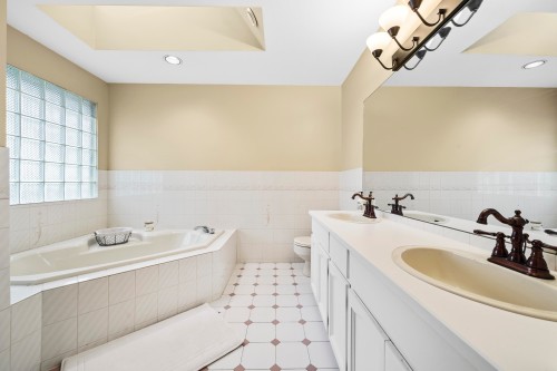 2288 Leclair Drive, Coquitlam, BC 