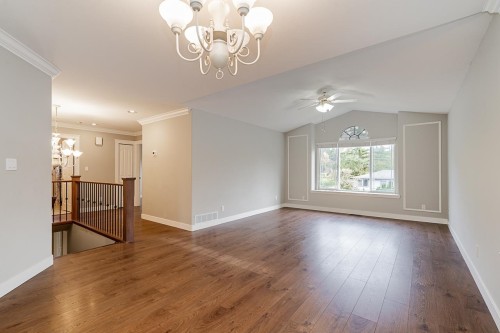 11483 240 Street, Maple Ridge, BC 