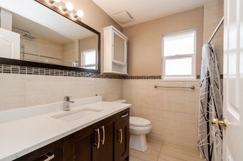 11483 240 Street, Maple Ridge, BC 