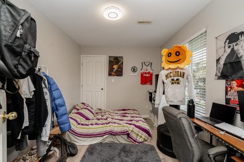 11483 240 Street, Maple Ridge, BC 