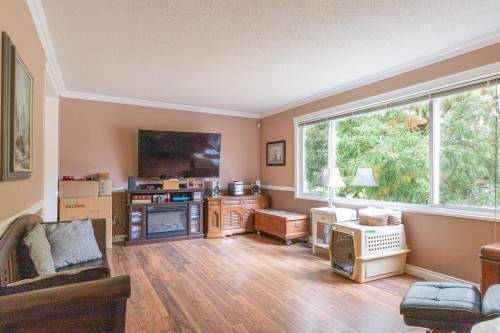 11819 230 Street, Maple Ridge, BC 