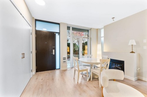 Th 16-6063 Iona Drive, Vancouver, BC 