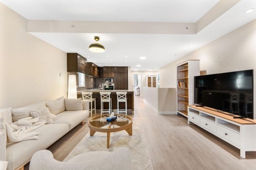 Th 16-6063 Iona Drive, Vancouver, BC 