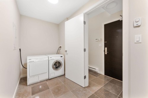 Th 16-6063 Iona Drive, Vancouver, BC 