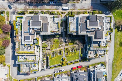 Th 16-6063 Iona Drive, Vancouver, BC 