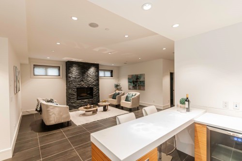 3875 36Th Avenue W, Vancouver, BC 