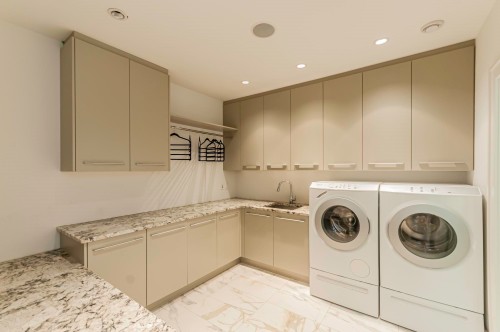 3875 36Th Avenue W, Vancouver, BC 