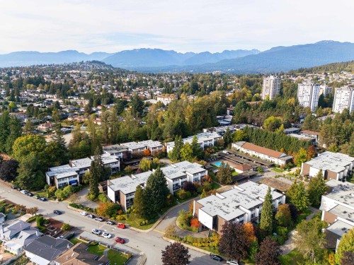 7-7305 Montecito Drive, Burnaby, BC 