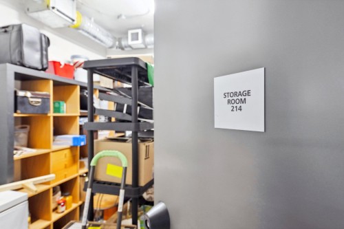 911-8199 Capstan Way, Richmond, BC 