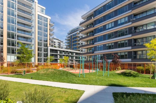 911-8199 Capstan Way, Richmond, BC 