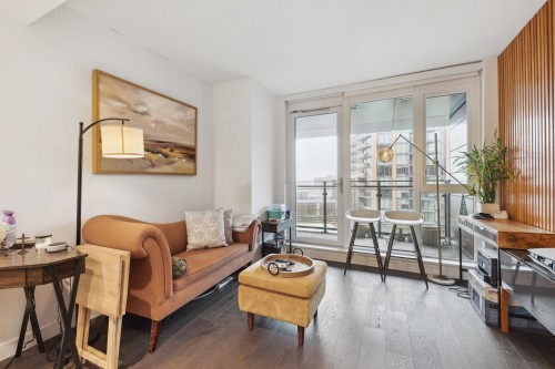 911-8199 Capstan Way, Richmond, BC 