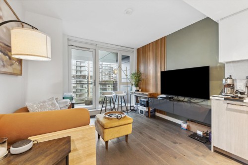 911-8199 Capstan Way, Richmond, BC 