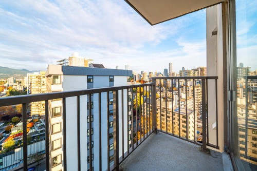 2004-1251 Cardero Street, Vancouver, BC 