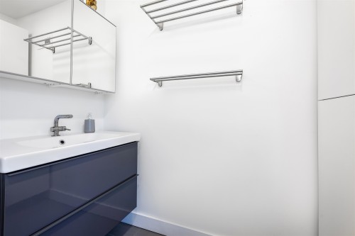 1287 15Th Street W, North Vancouver, BC 