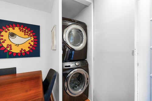 1287 15Th Street W, North Vancouver, BC 