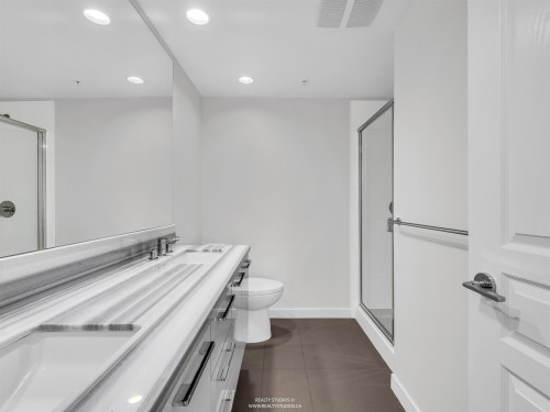 1503-3093 Windsor Gate, Coquitlam, BC 