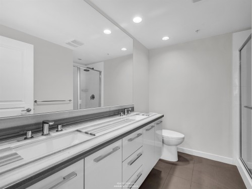 1503-3093 Windsor Gate, Coquitlam, BC 