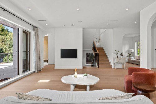 3227 35Th Avenue W, Vancouver, BC 