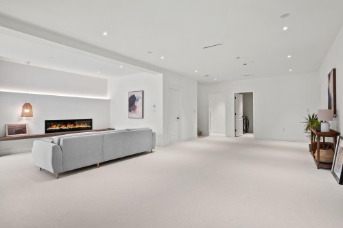 3227 35Th Avenue W, Vancouver, BC 