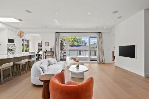 3227 35Th Avenue W, Vancouver, BC 