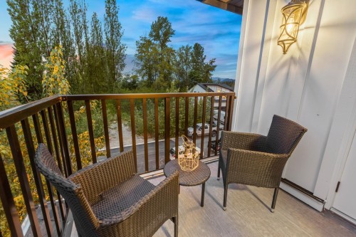 10490 Mcveety Street, Maple Ridge, BC 