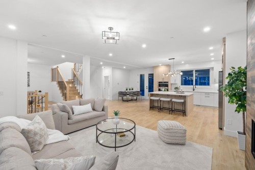 10490 Mcveety Street, Maple Ridge, BC 