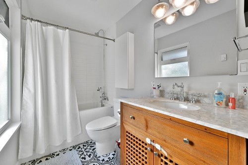 961 Noons Creek Drive, Port Moody, BC 