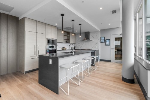 2101-823 Carnarvon Street, New Westminster, BC 