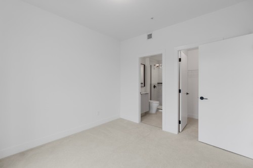 513-3075 Murray Street, Port Moody, BC 