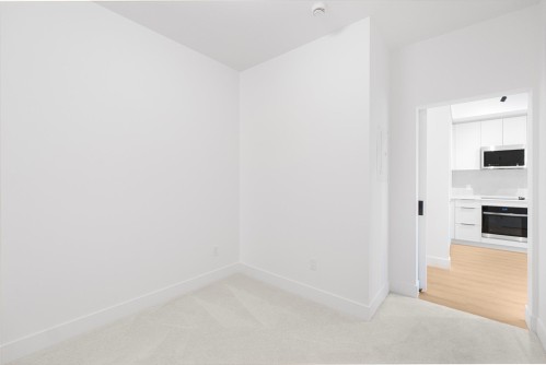 513-3075 Murray Street, Port Moody, BC 