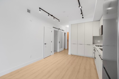 513-3075 Murray Street, Port Moody, BC 