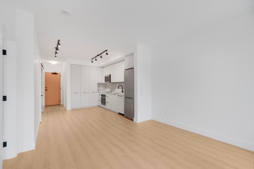 513-3075 Murray Street, Port Moody, BC 