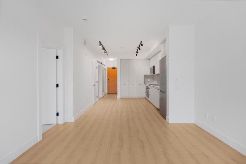 513-3075 Murray Street, Port Moody, BC 