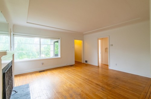 2960 41St Avenue W, Vancouver, BC 