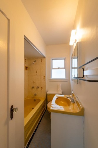 2960 41St Avenue W, Vancouver, BC 