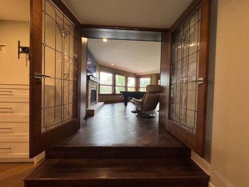 Lower-20998 River Rd, Maple Ridge, BC 