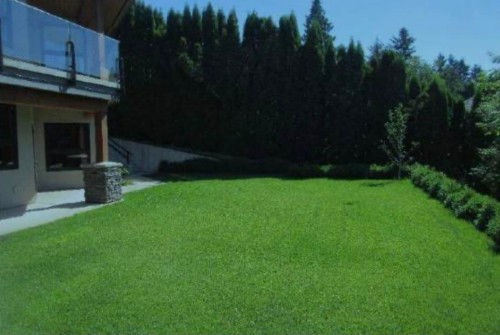 Lower-20998 River Rd, Maple Ridge, BC 