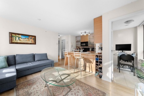 502-909 Mainland Street, Vancouver, BC 