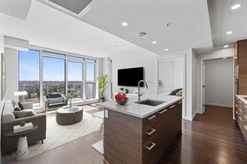 2209-285 10th Avenue E Vancouver, BC V5Y 0H6