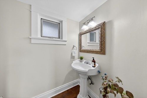 1314 Chartwell Drive, West Vancouver, BC 