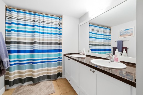 211-19677 Meadow Gardens Way, Pitt Meadows, BC 