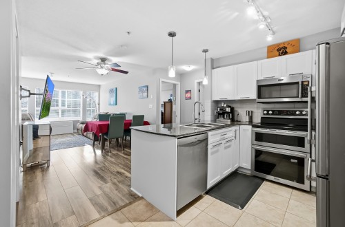 211-19677 Meadow Gardens Way, Pitt Meadows, BC 