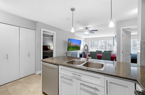 211-19677 Meadow Gardens Way, Pitt Meadows, BC 