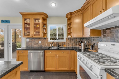 5814 Grove Avenue, Delta, BC 