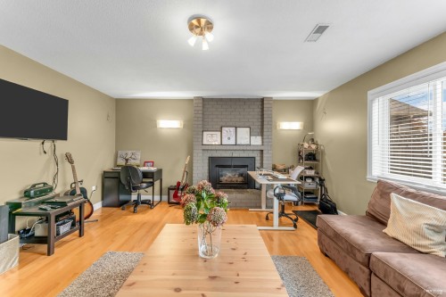5814 Grove Avenue, Delta, BC 