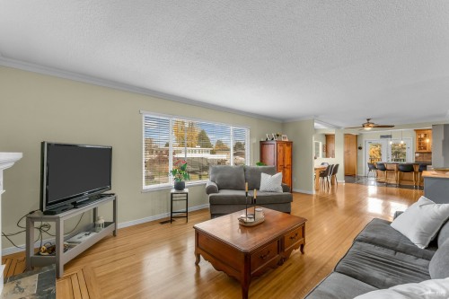 5814 Grove Avenue, Delta, BC 