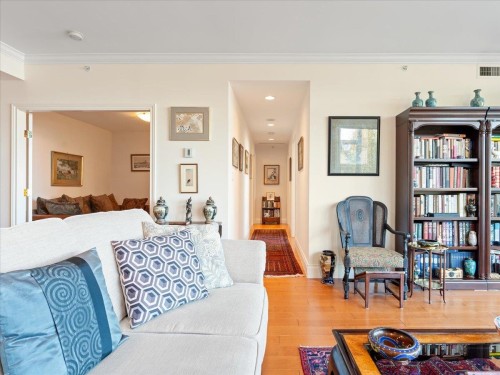 205-1717 Bayshore Drive, Vancouver, BC 